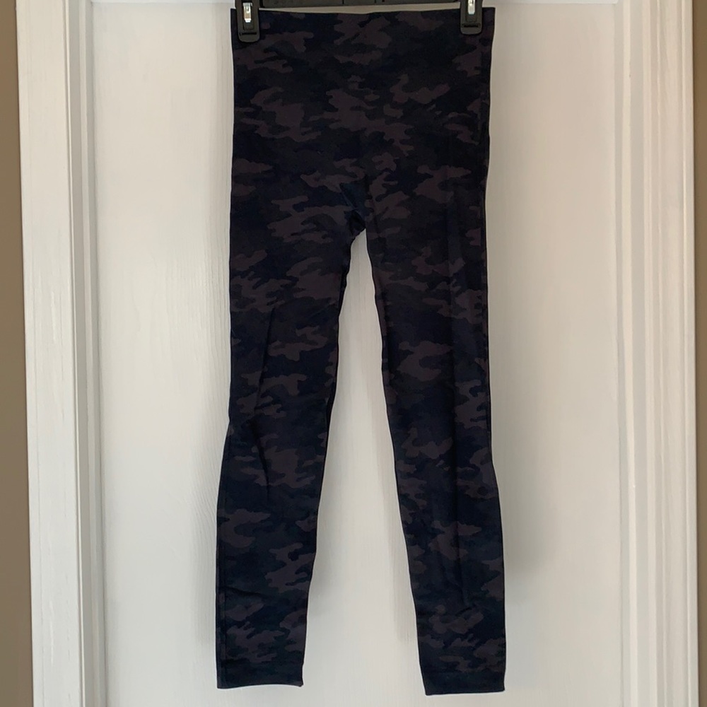 Spanx Leggings Camo Print